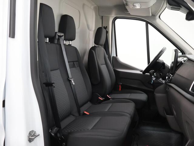 Ford TRANSIT 350 | 2.0 TDCI | L2 H2 | Trend | Parkeercamera | 3-zits | Climate Control | Apple Carplay/Android Auto | BPM-vrij |