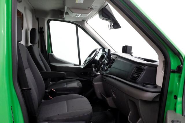 Ford TRANSIT 350 2.0 TDCI 130pk E6 RWD L3H2 Trend Airco/Camera/Trekhaak 2750kg 11-2019