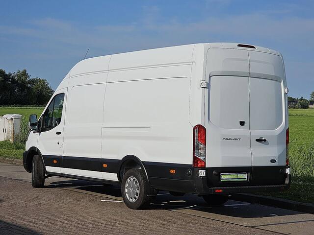 Ford TRANSIT 350 2.0 TDCI L4H3 Trend 131pk | Camera | Navi | Verlengde Fabrieksgarantie | Parkeersensoren | 3zits | 256° deuren