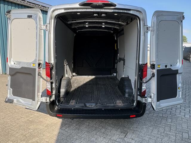 Ford TRANSIT 290 2.0 130Pk TDCI L2H2 Trend / Cruise / Airco / Apk t/m 09-09-2026