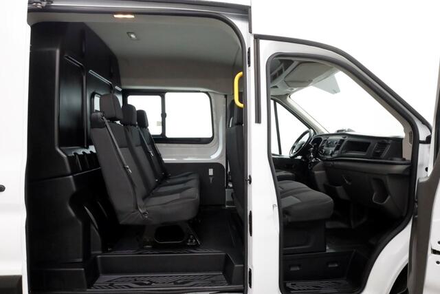 Ford TRANSIT 2.0 TDCI 170pk RWD L3H2 Trend D.C. Airco/Cruise Control/Trekhaak 2900kg 10-2020