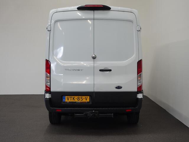 Ford TRANSIT 330 2.0 TDCI L3H2 Trend Automaat Navigatie Camera Carplay Trekhaak Cruise control Airco