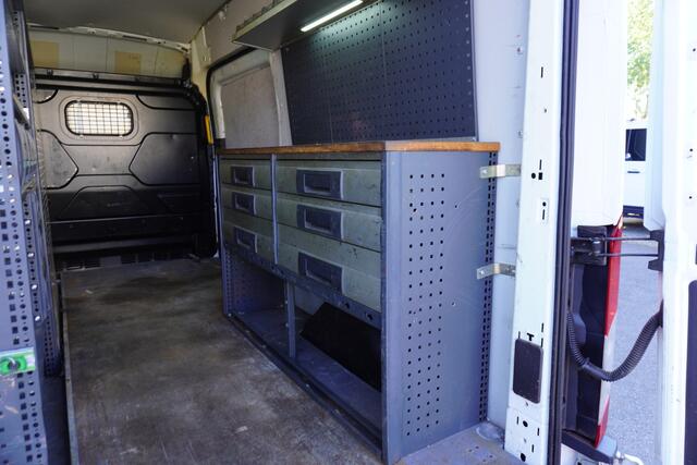 Ford TRANSIT 170pk Automaat L3H3 2 Schuifdeuren Airco Cruise control Werkplaats inrichting 3-Zits Parkeersensoren