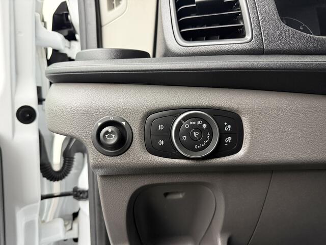 Ford TRANSIT 2.0TDI Bakwagen+Laadklep | Dakspoiler | Airco | Cruise | 3-Zits