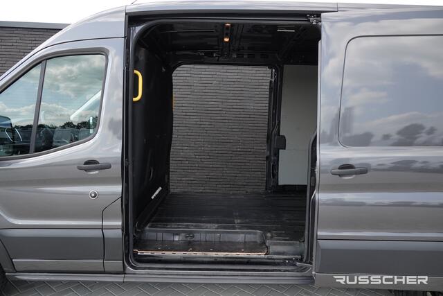 Ford TRANSIT L3H2 2.0Tdci 185Pk | Limited | RWD | 3.500Kg trekgewicht | 2xSchuifdeur | Achteruitrijcamera | Trekhaak | 16''