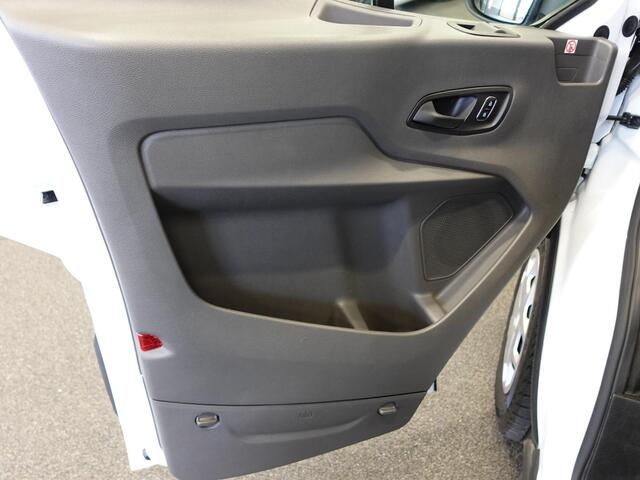 Ford TRANSIT 310 2.0 TDCI L2H2 Trend Automaat Airco Navigatie Bluetooth Camera Cruise Control