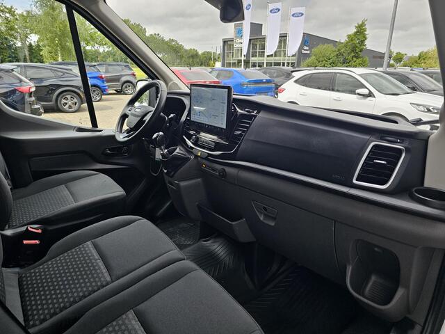 Ford TRANSIT 310 2.0 TDCI L2H2 Trend Achteruitrijcamera | Betimmerde Laadruimte | Trekhaak | Airco | Navigatie | Adaptieve Cruise Control | Stoelverwarming etc.