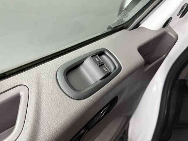 Ford TRANSIT Bakwagen+Laadklep | Dubbellucht | Airco | Cruise | 3-Zits