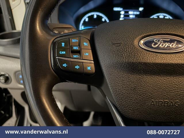 Ford TRANSIT 2.0 TDCI 130pk L3H2 Euro6 Airco | Apple Carplay | Adaptieve Cruisecontrol | 2500kg Trekhaak Android Auto, Verwarmde Voorruit, Parkeersensoren, Bijrijdersbank