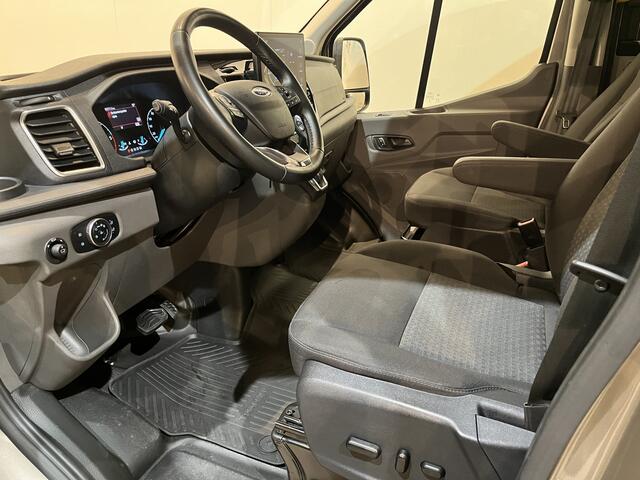Ford TRANSIT 350 2.0 TDCI L3H2 DC Dubbel Cabine Trend 170 PK Automaat / Euro 6 / Airco / CarPlay / Adap. Cruise Control / Camera 360 / Navigatie / 65.000 KM !!