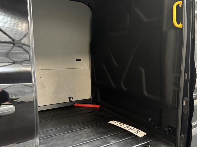 Ford TRANSIT 330 2.0 TDCI L3H2 Trend Automaat Airco Navigatie Bluetooth Camera V+A DAB+ Cruise Control