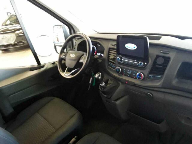 Ford TRANSIT 350 2.0 TDCI L2H2 Trend Betimmerde Laadruimte | Verwarmde Voorruit | Cruise Control |