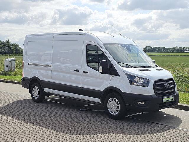 Ford TRANSIT 310 2.0 TDCI L3H2 Trend Cruise Control, Airco, Pdc, Camera, Lane-assist, Stoelverwarming, Euro6 131 PK!