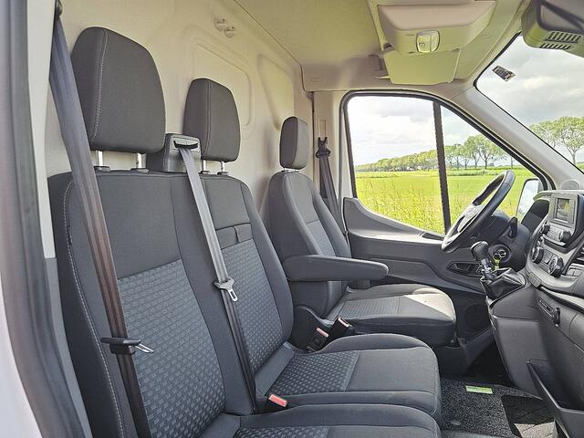 Ford TRANSIT 310 2.0 TDCI L3H2 Trend Cruise Control, Airco, Pdc, Camera, Lane-assist, Stoelverwarming, Euro6 131 PK!