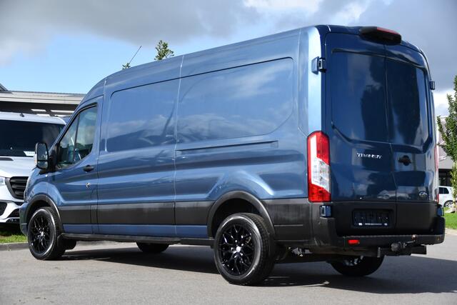 Ford TRANSIT 350 2.0 TDCI L3H2 Limited PB Edition Camera, Cruise, Carplay, Stoelverwarming, 185pk, Trekhaak, Sensoren, LED, NAVI, Uniek!