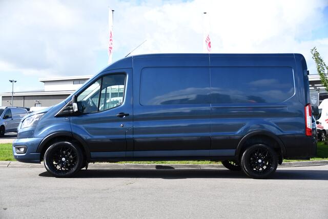 Ford TRANSIT 350 2.0 TDCI L3H2 Limited PB Edition Camera, Cruise, Carplay, Stoelverwarming, 185pk, Trekhaak, Sensoren, LED, NAVI, Uniek!