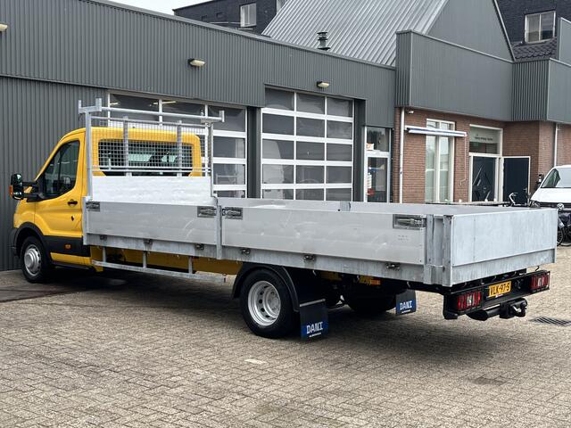 Ford TRANSIT 350 2.0 TDCI L5 RWD Export price!! 5.0M laadbak Trekhaak 3500kg trekgewicht Airco Cruise controle Achterruitrij camera Telefoonverbinding Euro 6