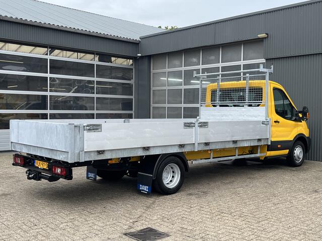 Ford TRANSIT 350 2.0 TDCI L5 RWD Export price!! 5.0M laadbak Trekhaak 3500kg trekgewicht Airco Cruise controle Achterruitrij camera Telefoonverbinding Euro 6