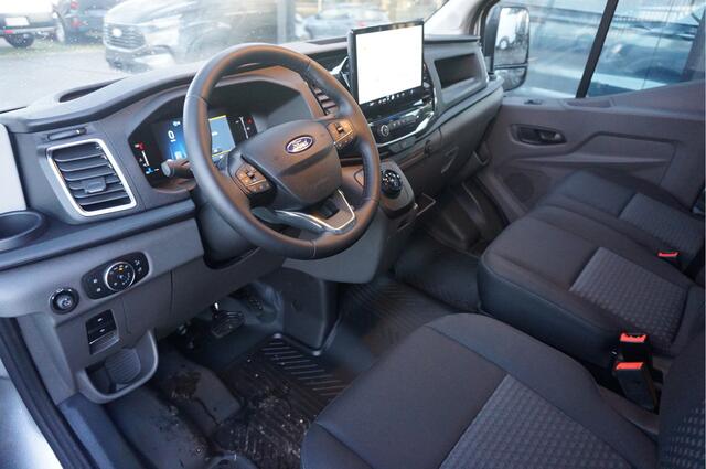 Ford TRANSIT 350M L2H2 Limited AUT-8 165PK BPM VRIJ Navi, 360 Cam, ACC, Xenon, Lm Velg, Trekhaak!! NR. A116