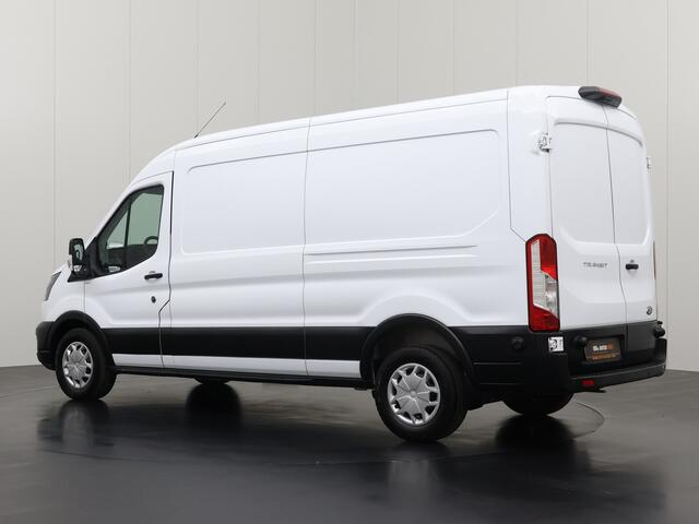 Ford TRANSIT 2.0TDCi 130PK L3H2 | Airco | Camera | 3-Zits | Betimmering