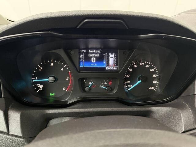 Ford TRANSIT 2.0TDCI 130PK L4H3 Dubbele Cabine | 2800Kg Trekhaak | 6-Persoons | Navigatie | Camera | Airco | Cruise | Betimmering