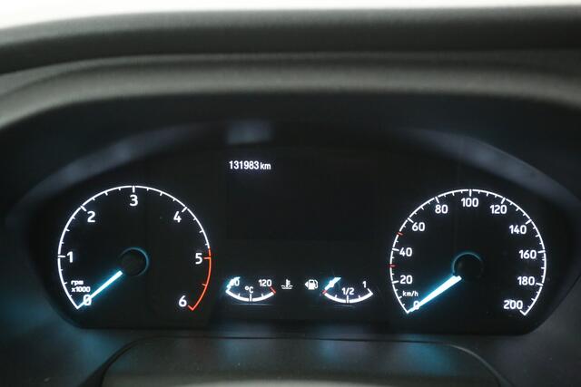 Ford TRANSIT 2.0 Ecoblue L2H2 | Airco | Camera | Cruise | 3 Zits | Carplay | Trekhaak | Parkeersens.