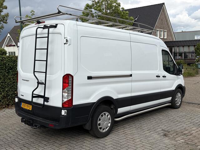 Ford TRANSIT 330 2.0 TDCI 130PK E6 MHEV L3H2 Trend ? 3-zits ? navigatie ? camera ? imperiaal ? trekhaak 2,5 ton