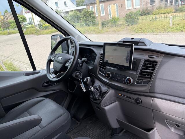 Ford TRANSIT 330 2.0 TDCI 130PK E6 MHEV L3H2 Trend ? 3-zits ? navigatie ? camera ? imperiaal ? trekhaak 2,5 ton