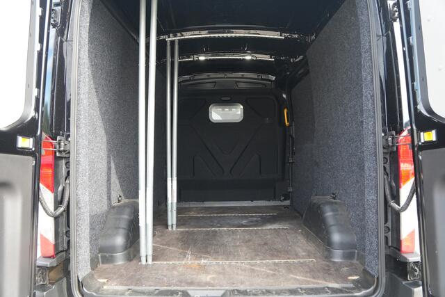 Ford TRANSIT 350 2.0 TDCI L2H2 Trend 130pk - ACC - Blindspot - Camera - Trekhaak - Opstap - Rijklaar – foto 10