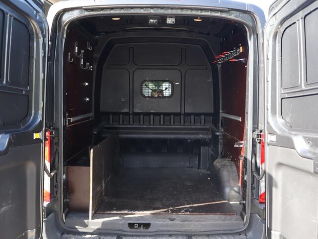 Ford TRANSIT 330 2.0 TDCI 130 PK L2H2 DUBBEL CABINE 5-PERS. *85.969 KM* | EURO 6 | TREKHAAK 2650 KG | LMV – foto 9