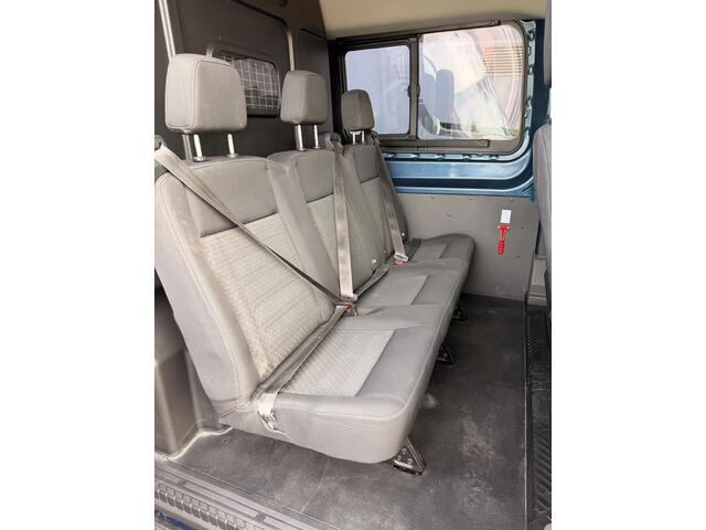Ford TRANSIT 350 2.0 TDCI 170pk L3H2 DC 5 persoons Trend / vaste prijs rijklaar € 25.950 ex btw / euro 6 / bpm vrij / lease vanaf € 424 / raptor grille / blauw metallic / trekhaak 2500 kg – foto 3