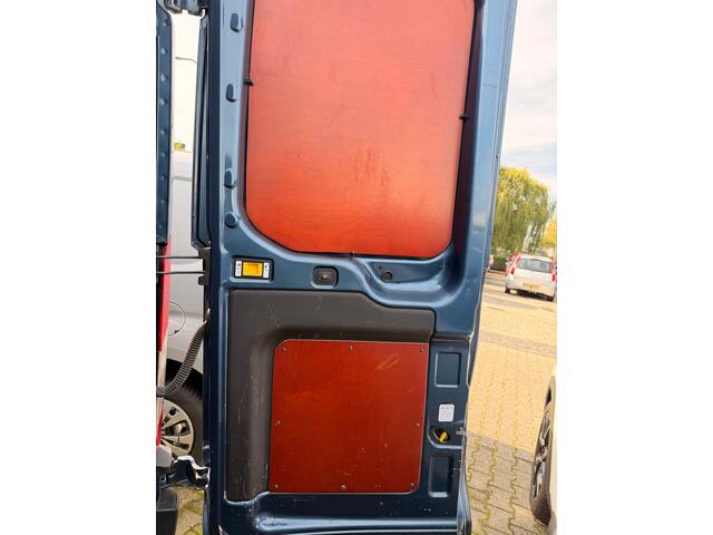 Ford TRANSIT 350 2.0 TDCI 170pk L3H2 DC 5 persoons Trend / vaste prijs rijklaar € 25.950 ex btw / euro 6 / bpm vrij / lease vanaf € 424 / raptor grille / blauw metallic / trekhaak 2500 kg – foto 5