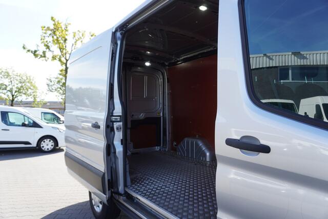 Ford TRANSIT 2.0 TDCI 130PK L2H2 MHEV EURO 6 - Airco - Navi - Cruise - €14.950,- Excl. – foto 8