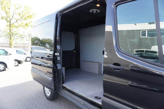 Ford TRANSIT 2.0 TDCI 130PK L2H2 EURO 6 - Airco - Navi - PDC - €14.900,- Excl. – foto 9