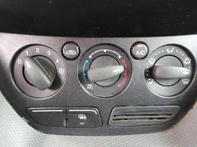 Ford TRANSIT CONNECT 1.5 TDCI L1 Airco,Schuifdeur