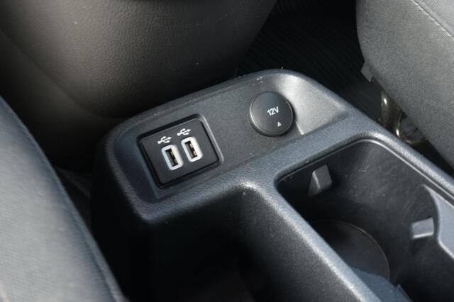 Ford TRANSIT CONNECT 1.5 EcoBlue L2 Trend | Trekhaak | Cruise Controle | Achteruitrijcamera | Nette Bus | Navigatie | Sidebars | DAB |