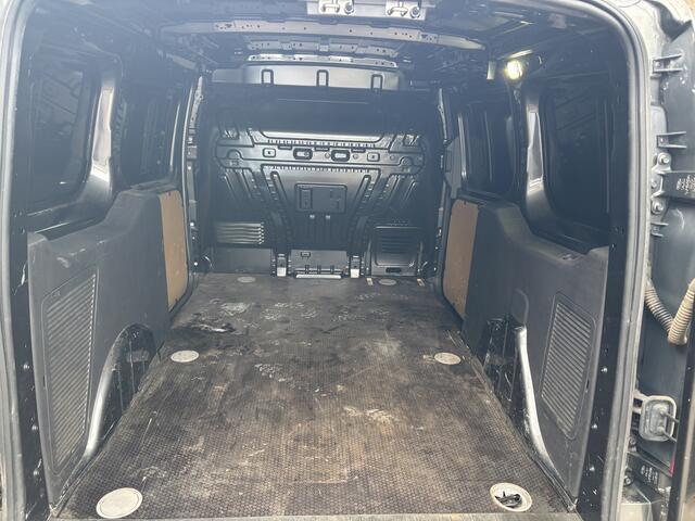 Ford TRANSIT CONNECT 1.5 TDCI L2 Trend BTW VRIJ / Trekhaak / Navigatie