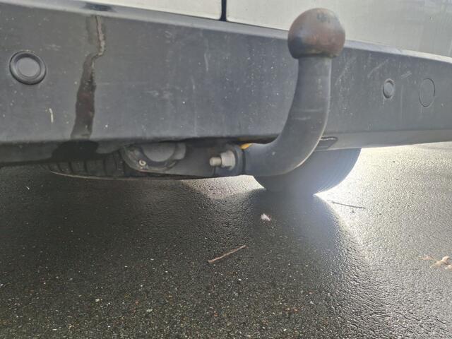 Ford TRANSIT CONNECT 1.5 EcoBlue L2 Limited | AUTOMAAT | 2E EIGENAAR | PDC | TREKHAAK | NAVI | CRUISE |