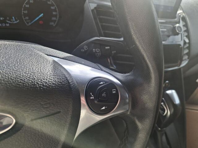 Ford TRANSIT CONNECT 1.5 EcoBlue L2 Limited | AUTOMAAT | 2E EIGENAAR | PDC | TREKHAAK | NAVI | CRUISE |