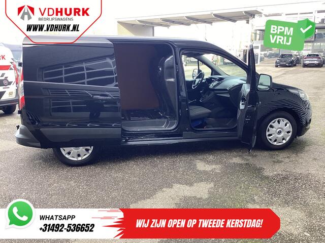 Ford TRANSIT CONNECT 1.6 TDCI 100 pk L2 Trend BPM VRIJ! 3 Pers./ Airco/ NL Auto/ Trekhaak