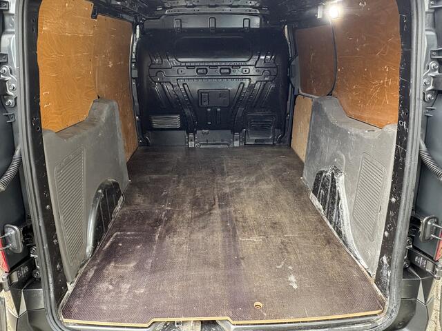 Ford TRANSIT CONNECT 1.5 120Pk EcoBlue L2 Trend / Cruise / Airco / Navi / Trekhaak / Apk t/m 03-10-2026