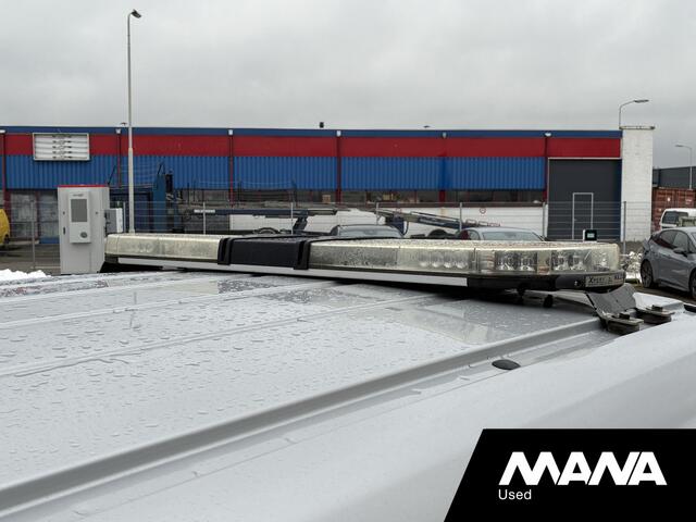 Ford TRANSIT CONNECT 1.5 EcoBlue L1 Trend Cruise Trekhaak Lederen bekleding Airco Voorruitverwarming