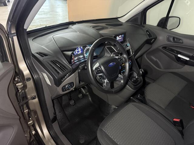 Ford TRANSIT CONNECT 1.5 EcoBlue L2 Trend met o.a. een Trekhaak, Cruise control en een achteruitrijcamera