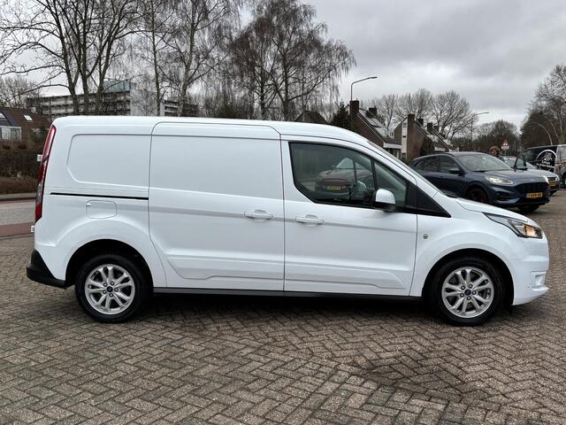 Ford TRANSIT CONNECT 1.5 EcoBlue L2 Limited | 100pk | Trekhaak | Dubbele Zijschuifdeur! | Stoelverwarming | Houten Laadvloer | 16" LMV | All Season banden