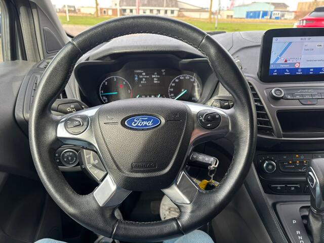Ford TRANSIT CONNECT 1.5 EcoBlue L2 Trend Automaat | Trekhaak | Navigatie | Camera | Voorruitverwarming | 3-persoons | 1e eigenaar
