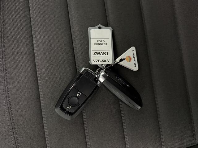 Ford TRANSIT CONNECT Automaat Lang Black Edition Sport | Navigatie | Camera | Airco | Cruise | Betimmering
