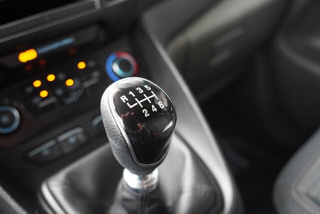 Ford TRANSIT CONNECT 1.0 Benzine, AIRCO, BTW-VRIJ / MARGE