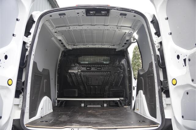 Ford TRANSIT CONNECT 1.0 Benzine, AIRCO, TREKHAAK, BTW-VRIJ / MARGE