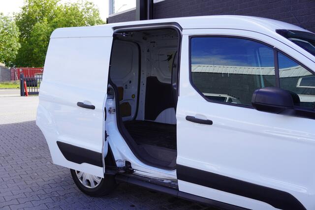 Ford TRANSIT CONNECT 1.5 EcoBlue EURO 6 - Airco - Cruise - Camera - ¤10.900,- Excl.