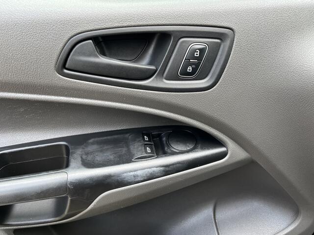 Ford TRANSIT CONNECT 1.5 EcoBlue L2 Airco 2-Persoons Trekhaak 1200kg trekgewicht Schuifdeur Imperiaal Parkeersensoren achter Euro 6